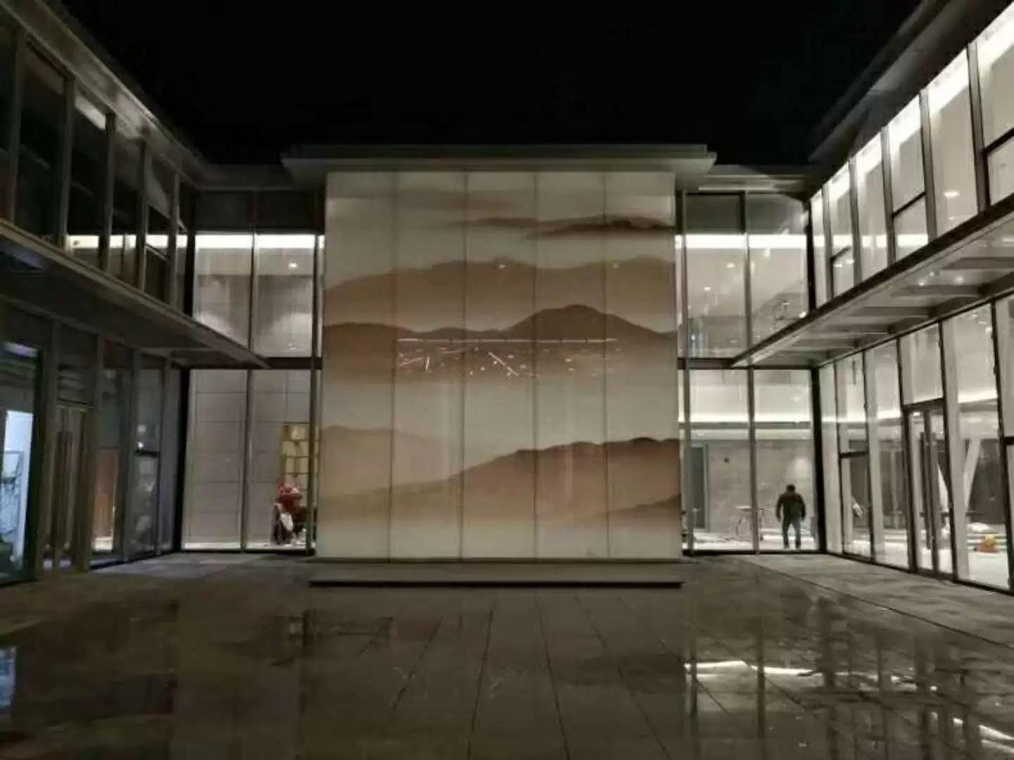 uv打印機(jī),鞋子打印機(jī),紙箱無(wú)版印刷機(jī),uv彩印機(jī),uv打印機(jī)廠家,龍潤(rùn)